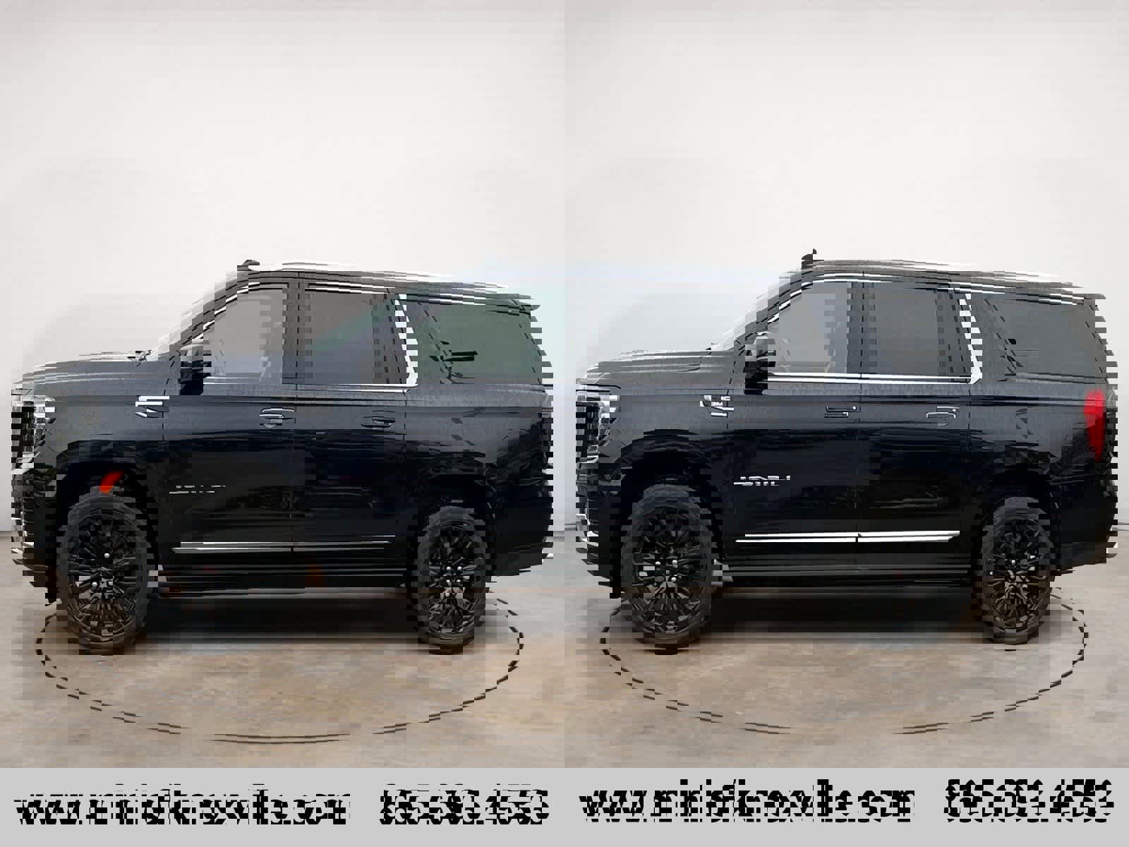 Used 2021 GMC Yukon XL Denali w/ Denali Premium Package image 6