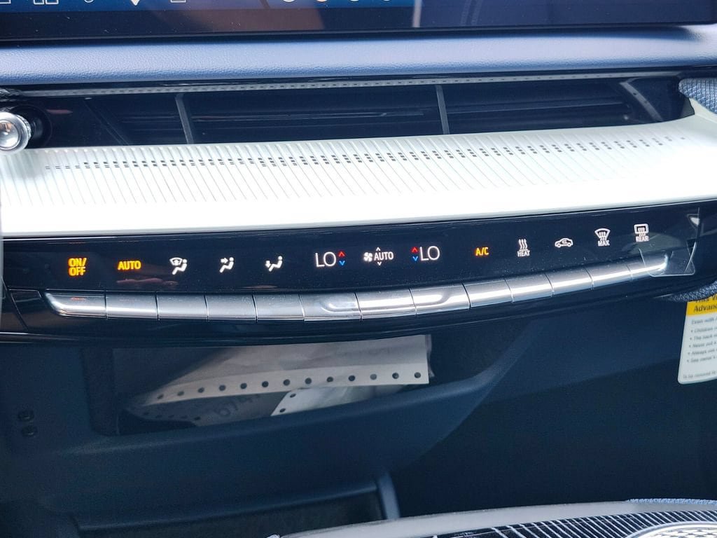 New 2026 Cadillac Optiq Sport 2 AWD/4WD image 20