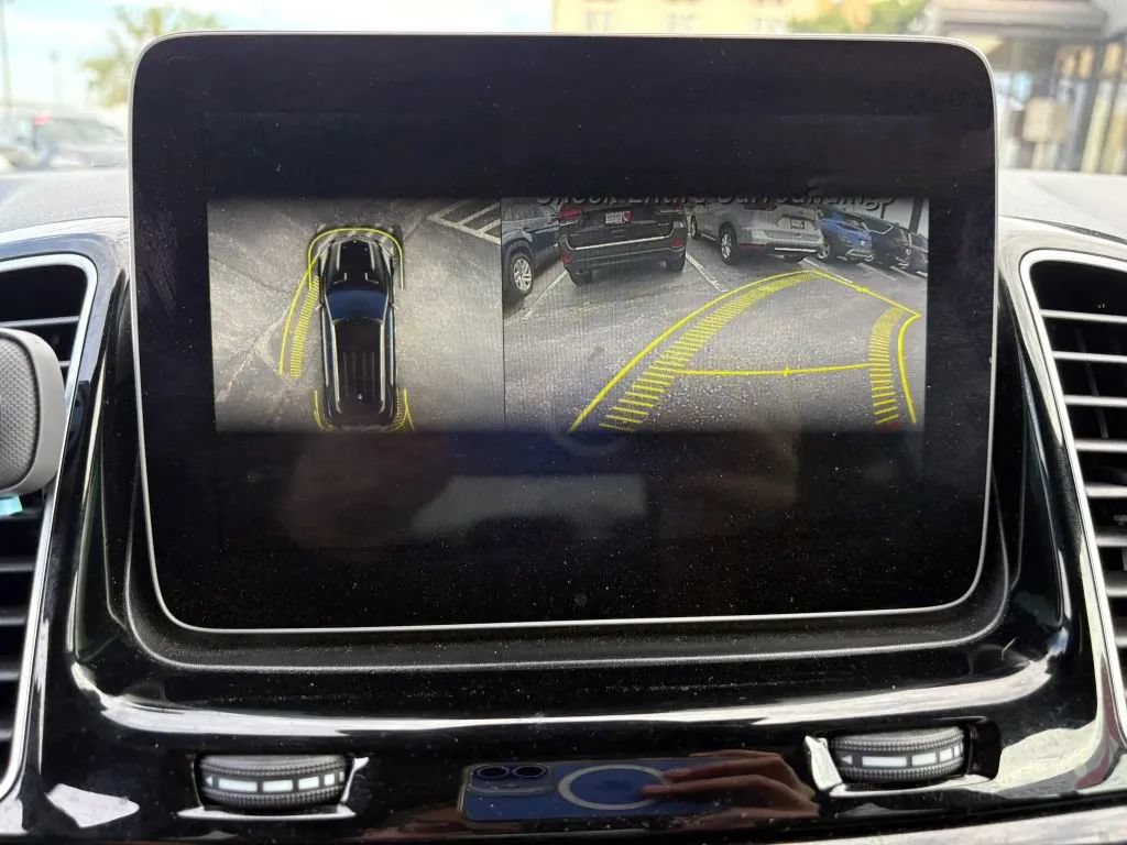 Used 2018 Mercedes-Benz GLE 350 4MATIC image 23