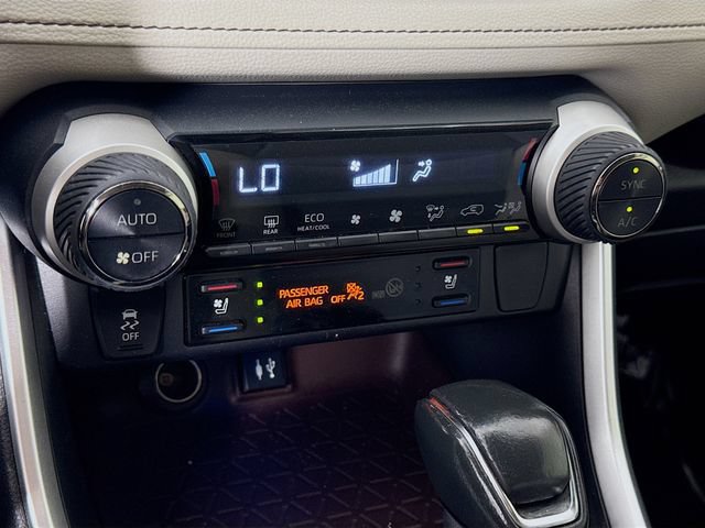 Certified 2019 Toyota RAV4 Limited w/ Cold Weather Package AWD/4WD image 16