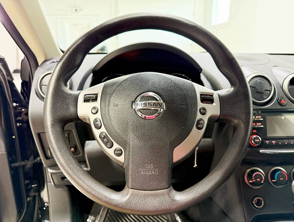 Used 2013 Nissan Rogue S w/ Special Edition Pkg AWD/4WD image 10