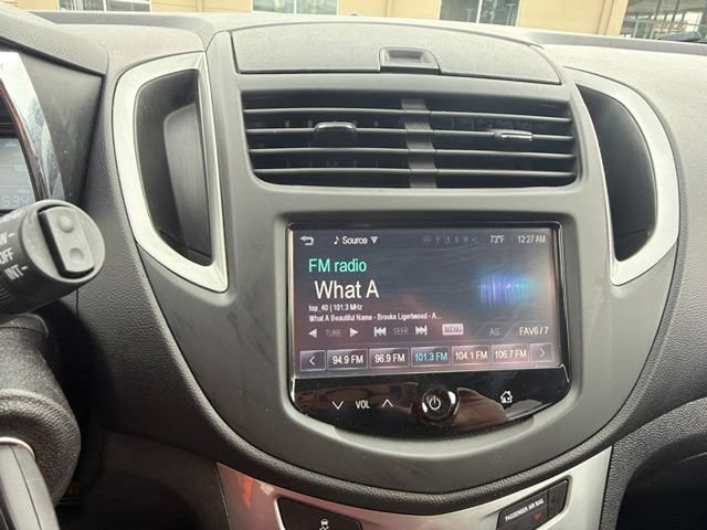 Used 2016 Chevrolet Trax LT w/ LT Convenience Package AWD/4WD image 18