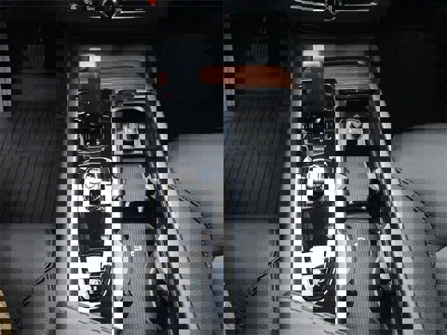 Certified 2023 Volvo XC60 B5 Plus image 13