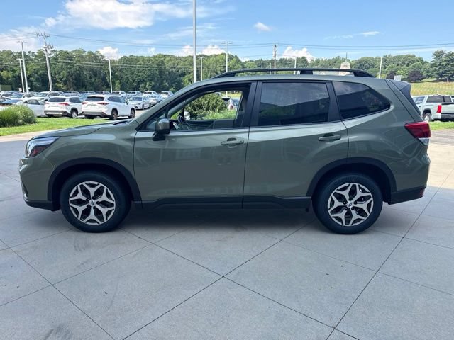 Used 2021 Subaru Forester Premium AWD/4WD image 4
