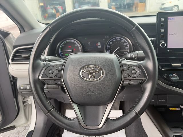 Used 2022 Toyota Camry XSE FWD image 14