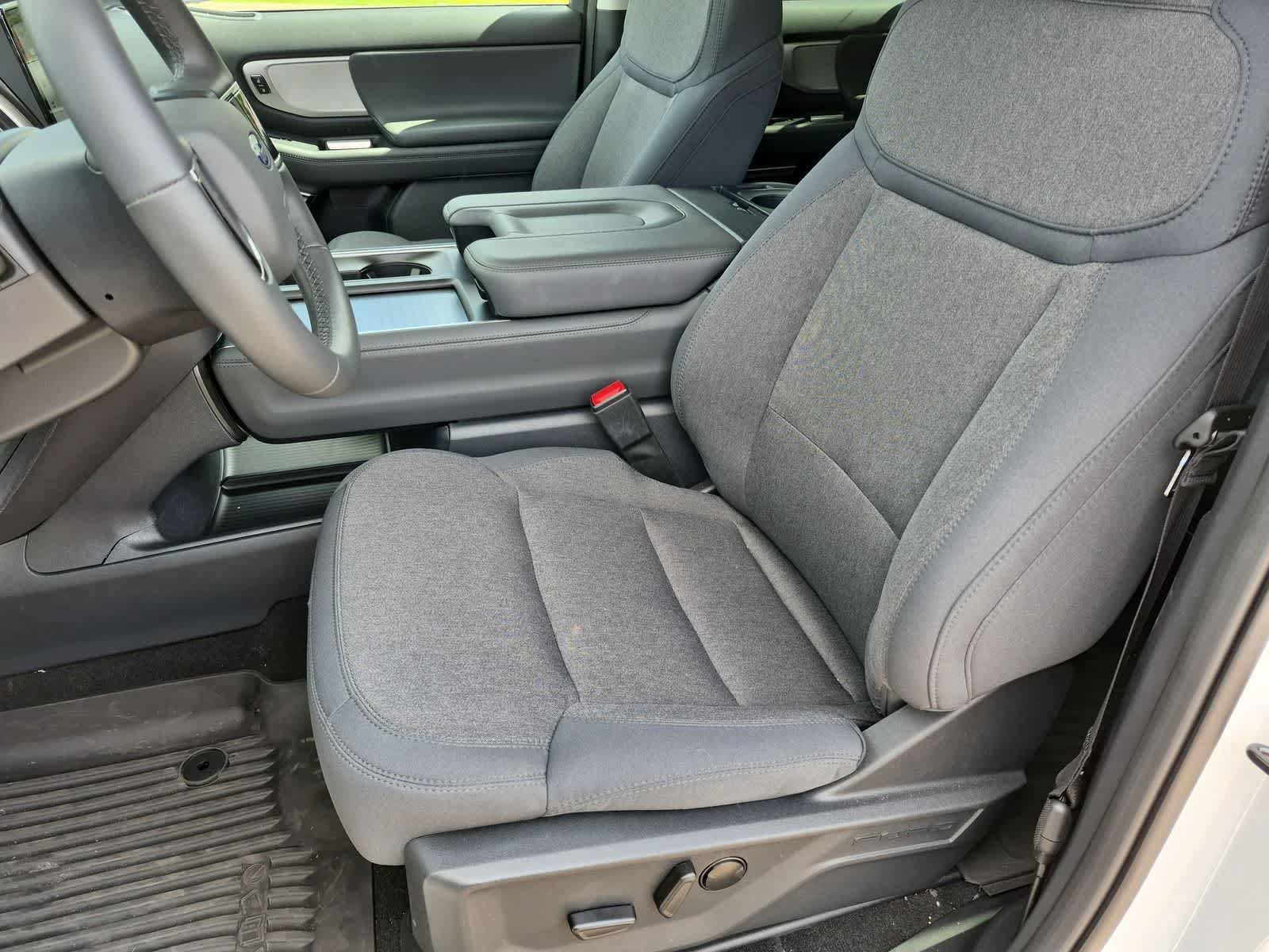New 2026 Ford Expedition Active AWD/4WD image 16