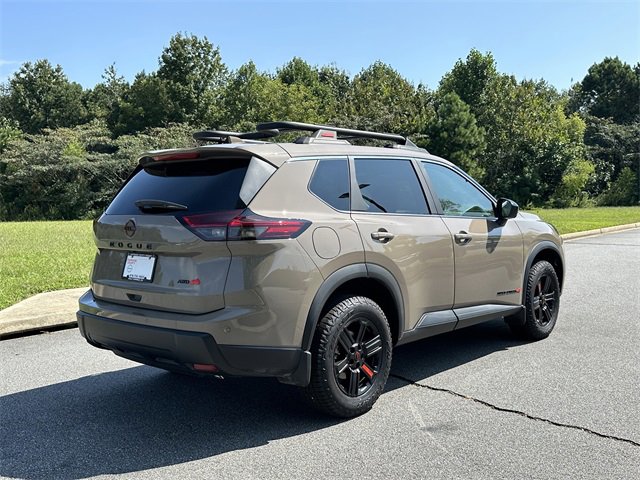 Certified 2025 Nissan Rogue SV image 8