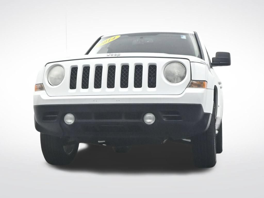 Used 2014 Jeep Patriot Sport w/ Power Value Group AWD/4WD image 36