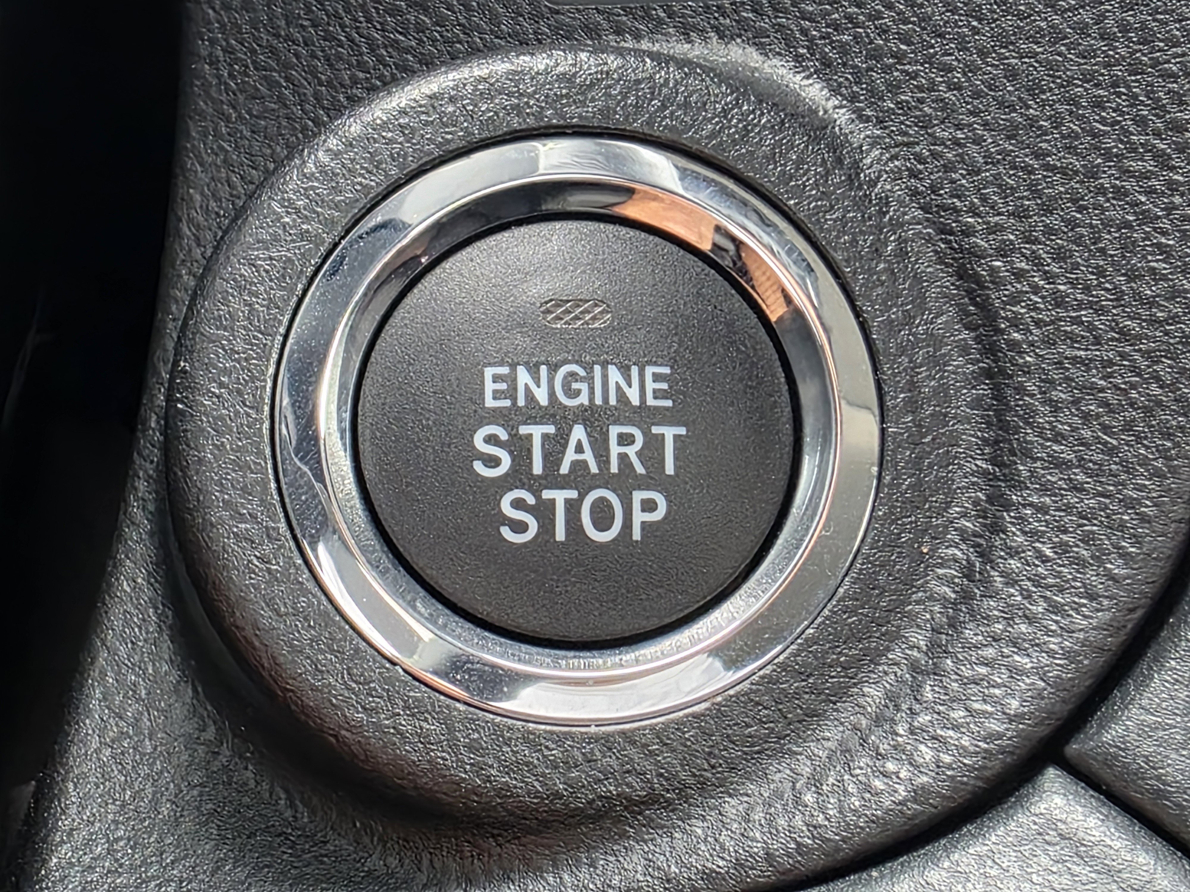 Certified 2025 Subaru Outback Onyx Edition XT w/ Popular Package #2 image 25