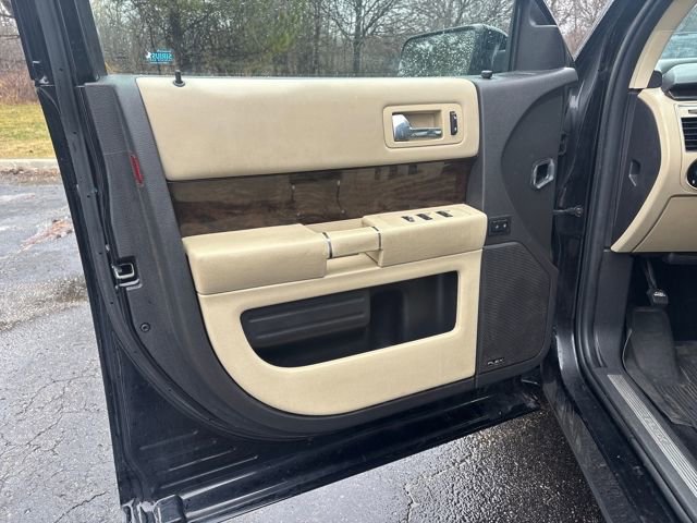 Used 2017 Ford Flex Limited image 11