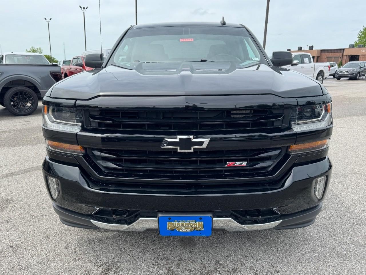 Used 2019 Chevrolet Silverado 1500 LT w/ All Star Edition AWD/4WD image 9