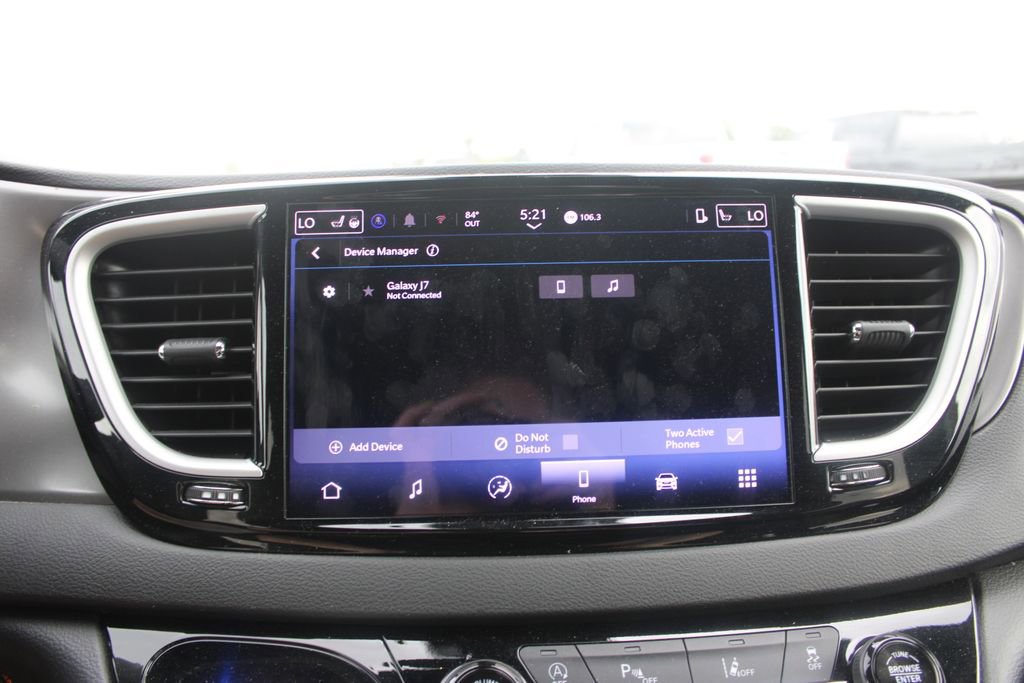 Used 2025 Chrysler Pacifica Select FWD image 31