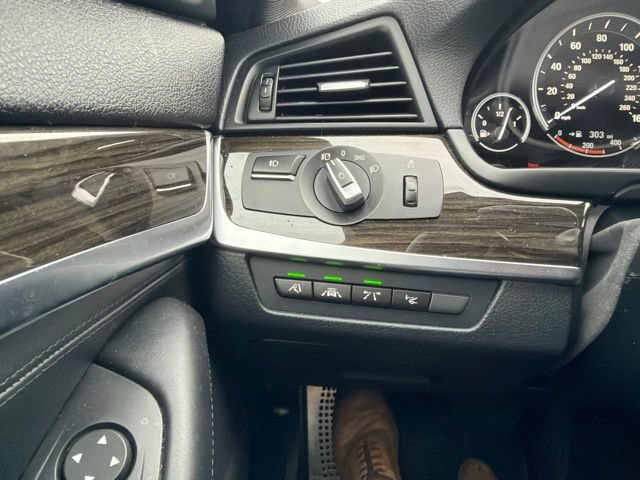 Used 2016 BMW 535i xDrive Sedan AWD/4WD image 15