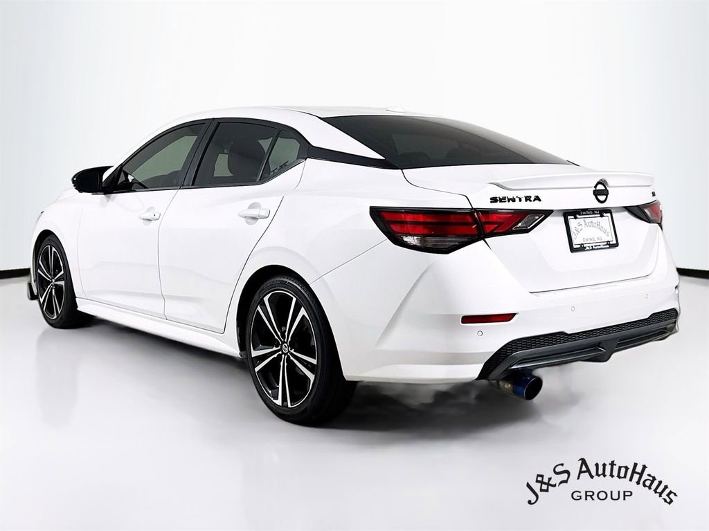 Used 2021 Nissan Sentra SR w/ SR Premium Package image 5