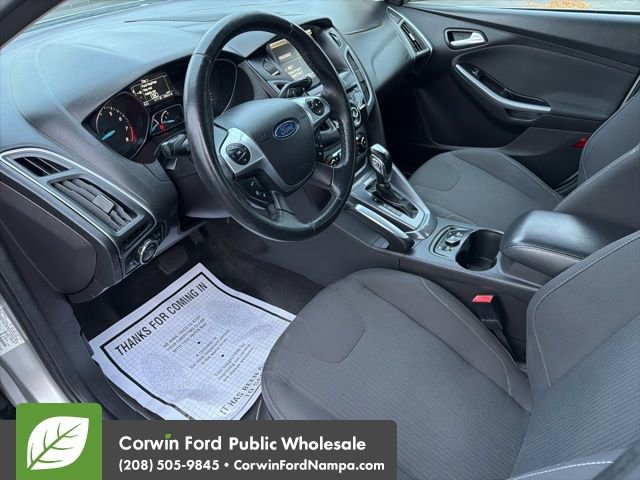 Used 2012 Ford Focus Titanium w/ SEL/Titanium Winter Pkg image 11