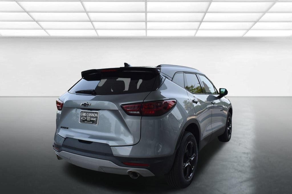New 2026 Chevrolet Blazer LT w/ Convenience Package FWD image 7