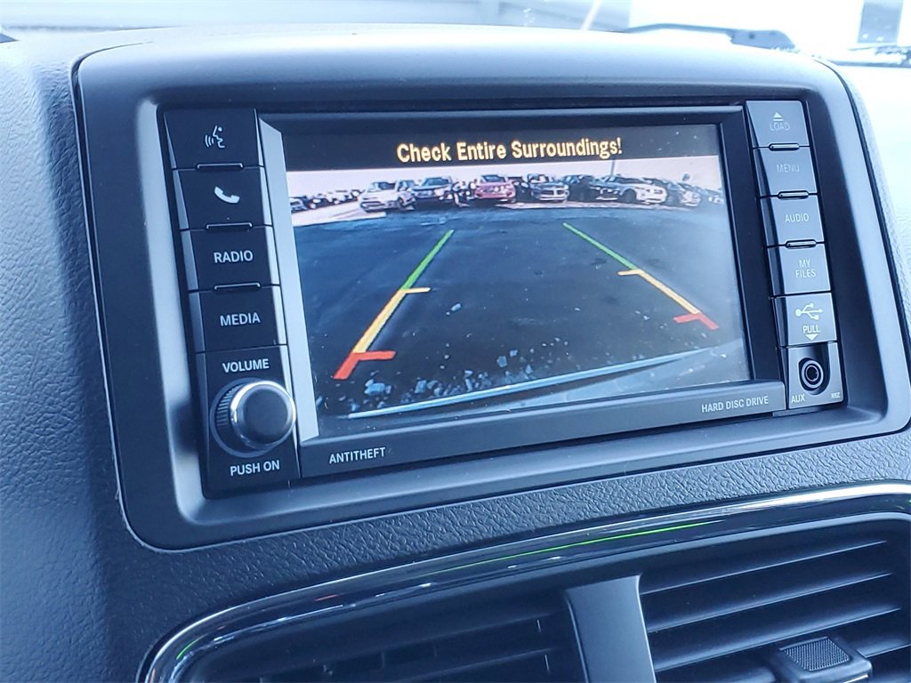 Used 2020 Dodge Grand Caravan SE image 15