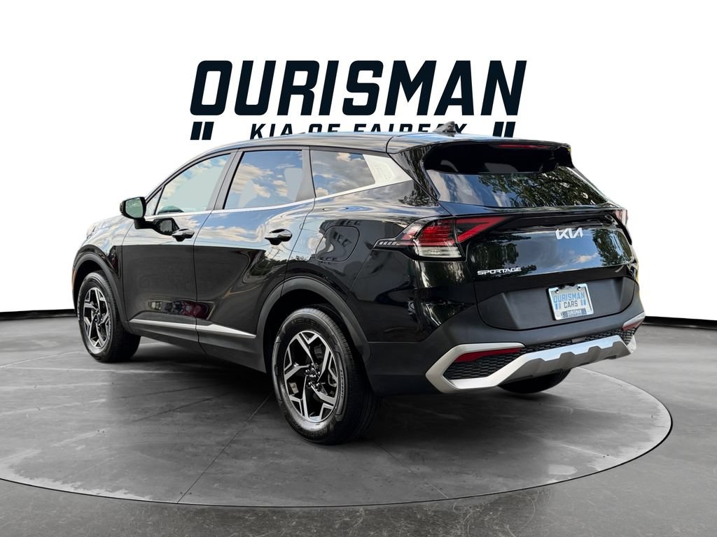 Certified 2025 Kia Sportage LX AWD/4WD image 4