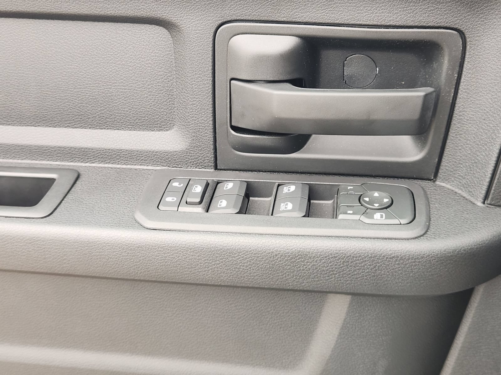 New 2026 RAM 5500 Tradesman AWD/4WD image 19