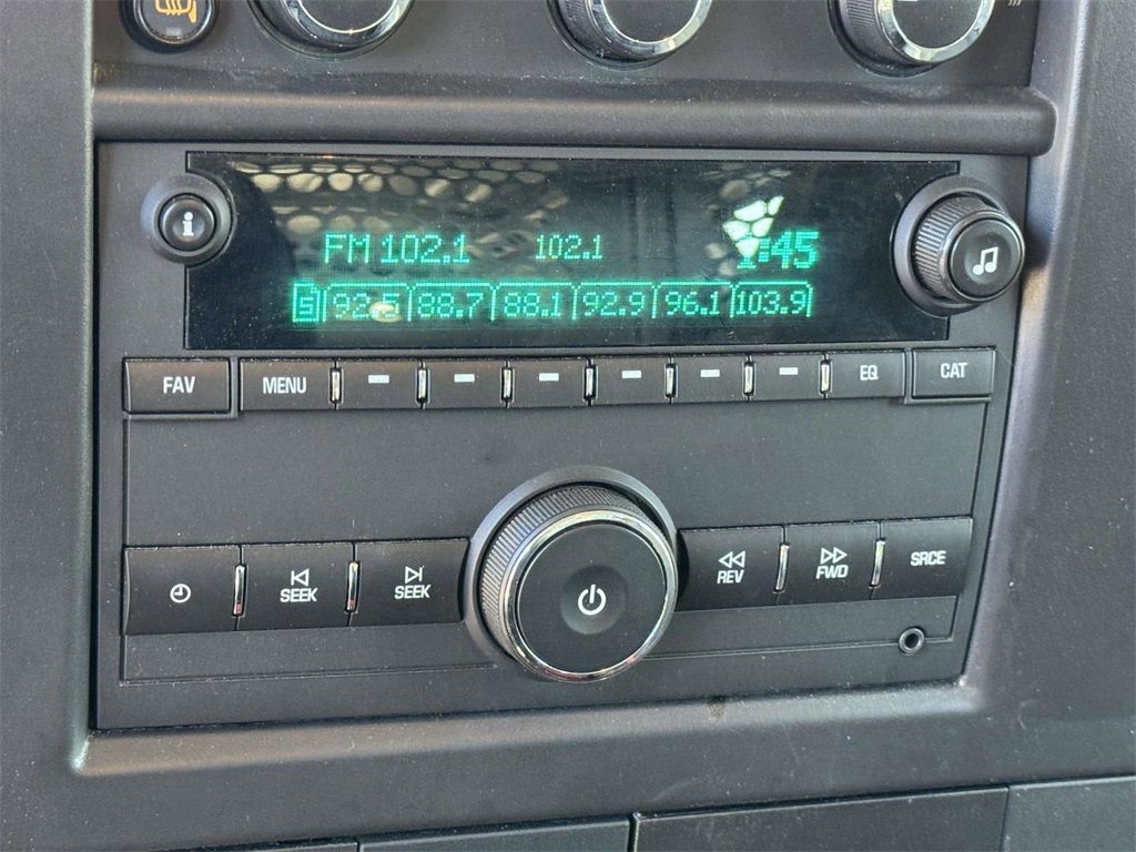 Used 2024 GMC Savana 2500 Work Van w/ Driver Convenience Package image 4