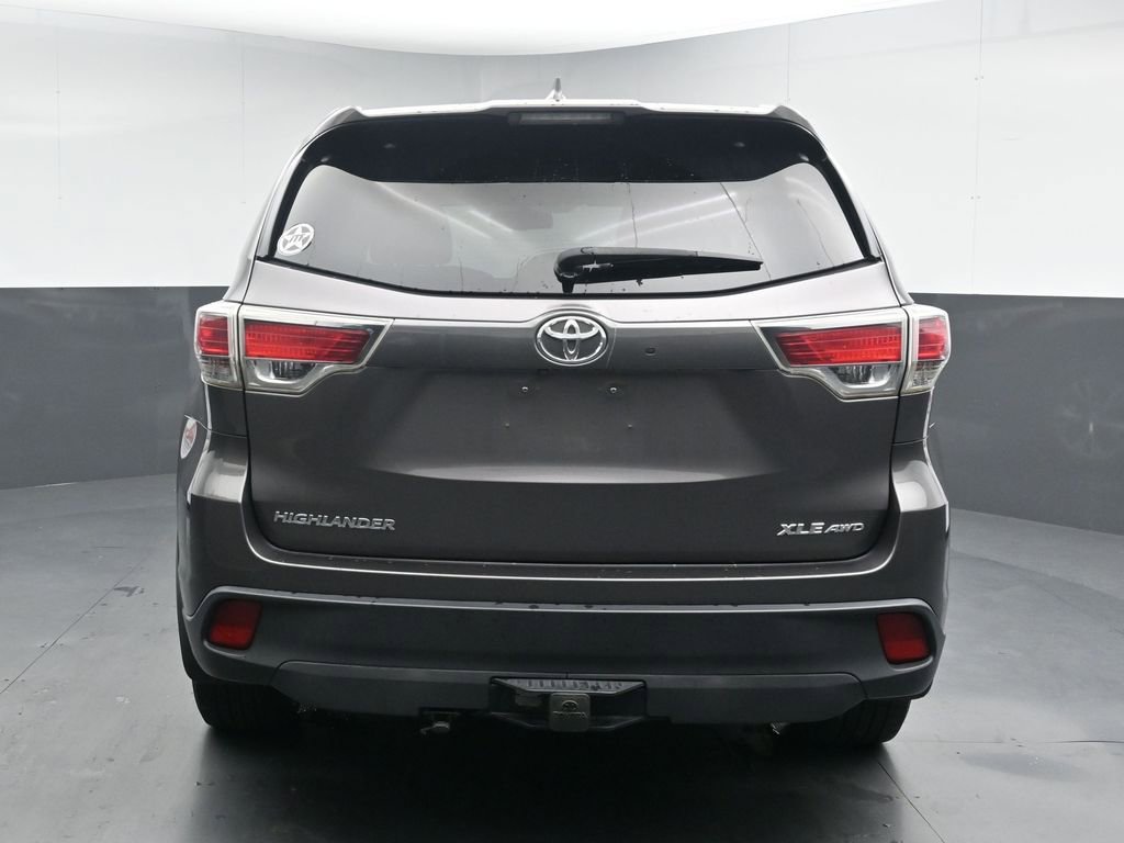 Used 2015 Toyota Highlander XLE AWD/4WD image 8