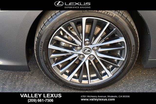 Certified 2025 Lexus ES 300h w/ Premium Package FWD image 22
