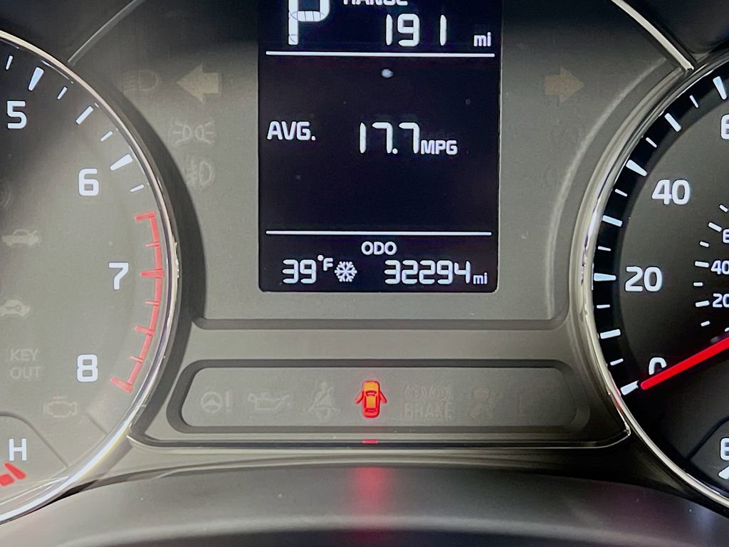 Used 2017 Kia Forte LX image 11