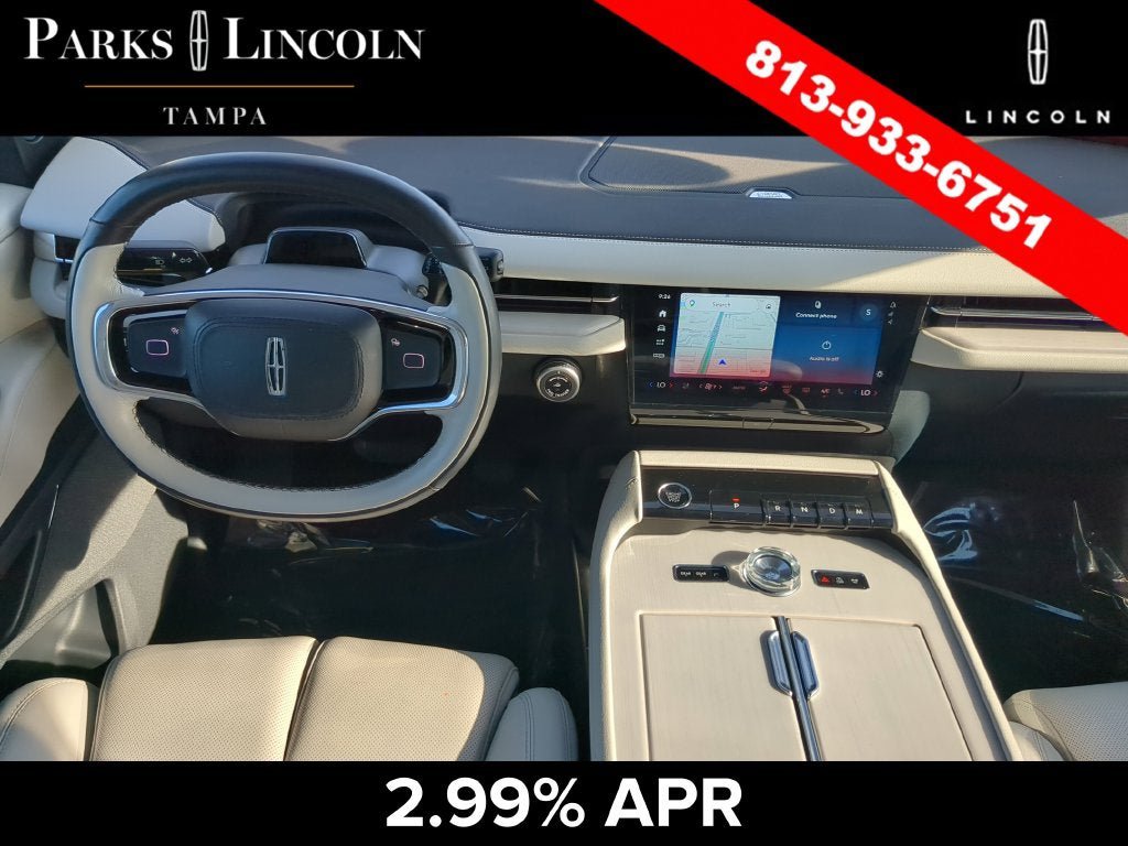 Certified 2025 Lincoln Navigator Reserve AWD/4WD image 12