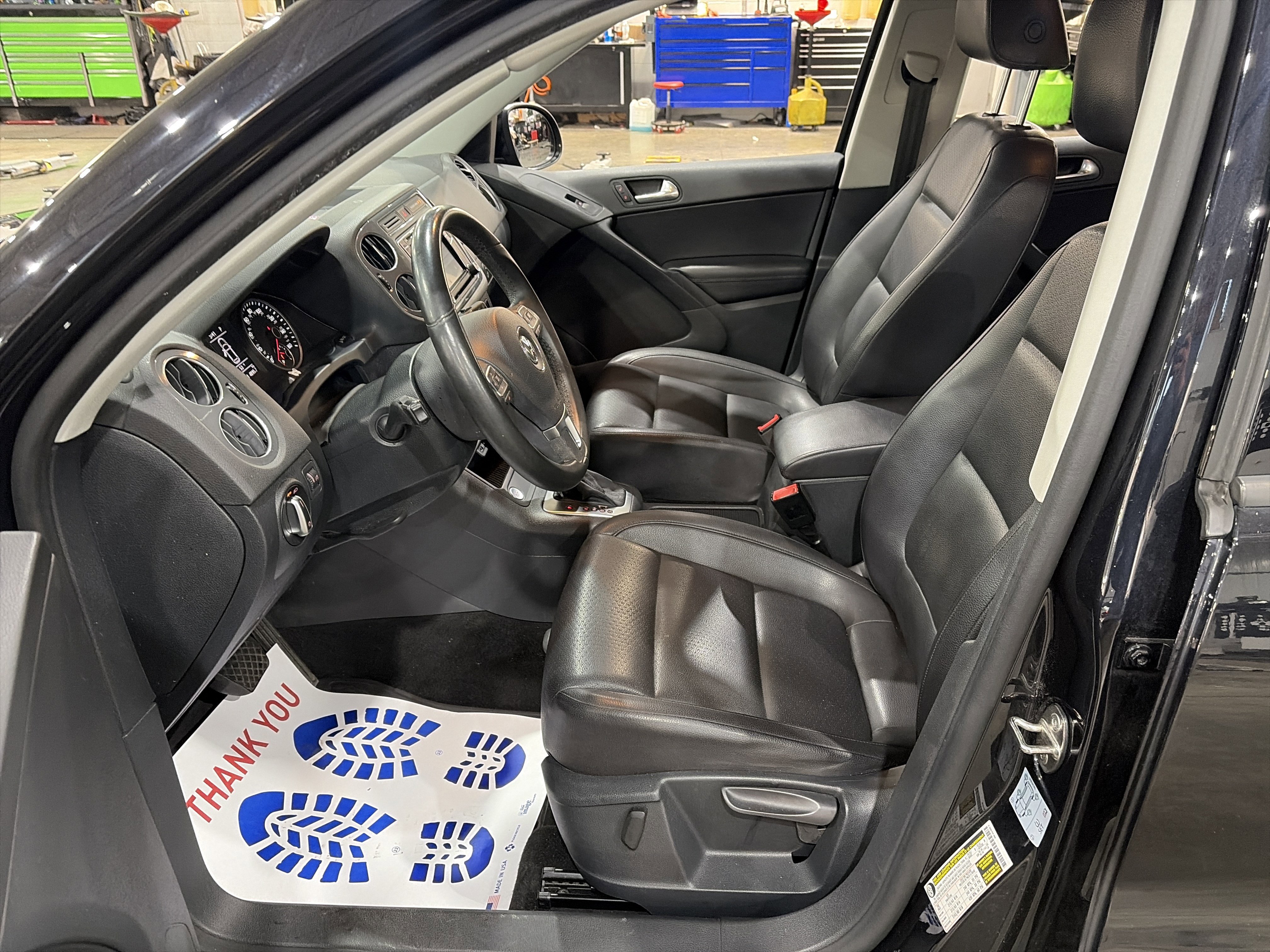 Used 2017 Volkswagen Tiguan S image 16