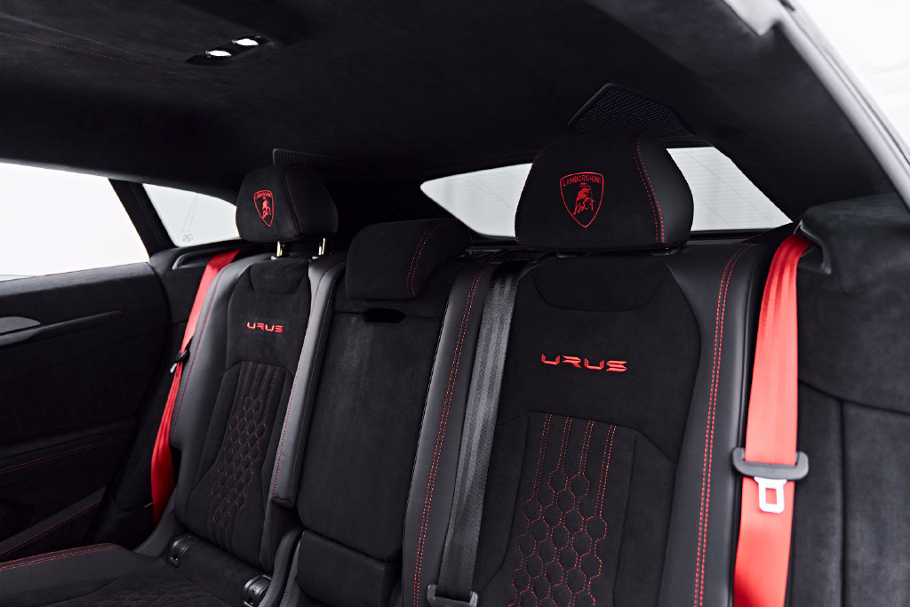 Used 2023 Lamborghini Urus Performante AWD/4WD image 59