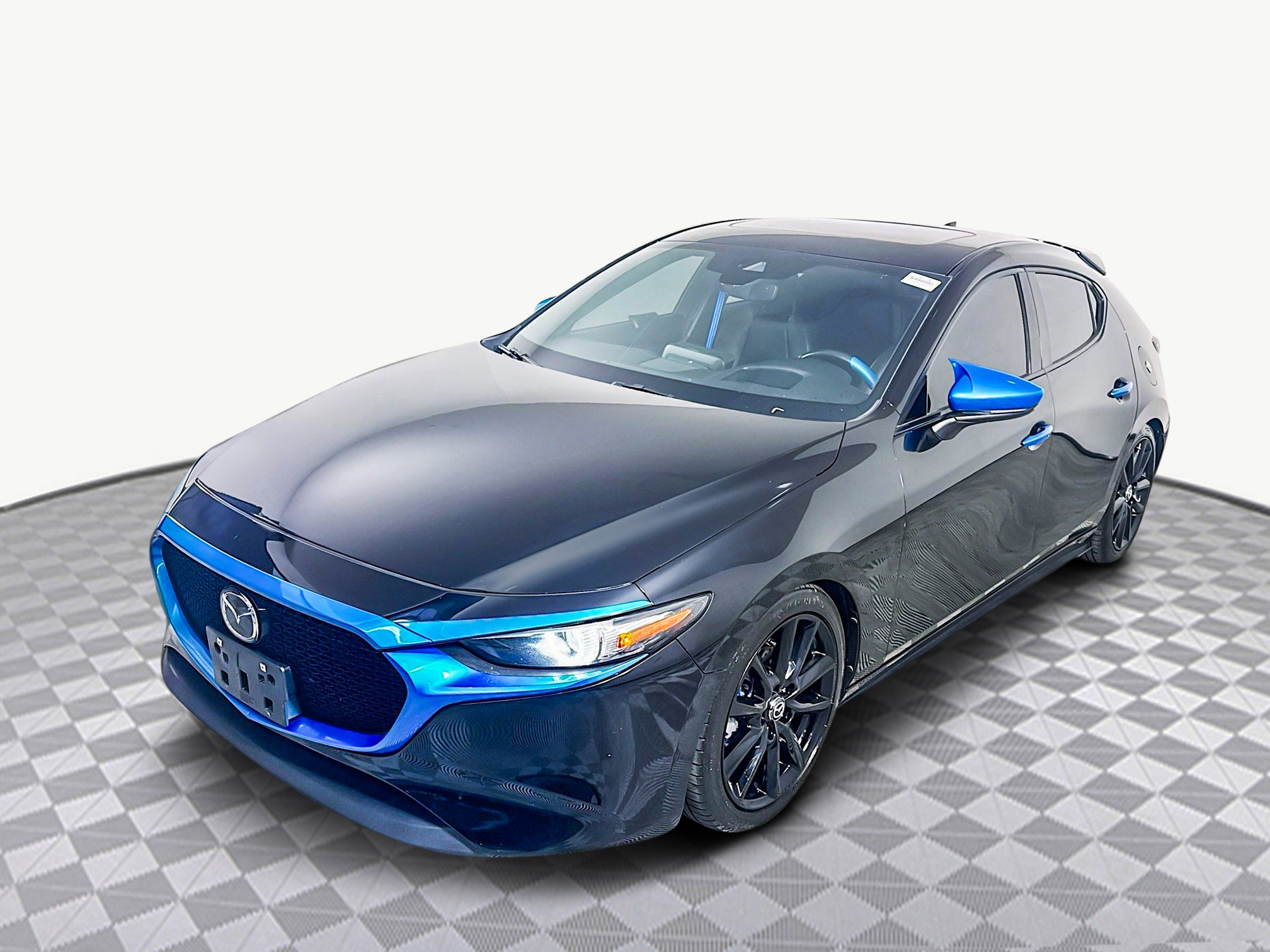 Used 2020 MAZDA MAZDA3 Hatchback w/ Premium Package image 4