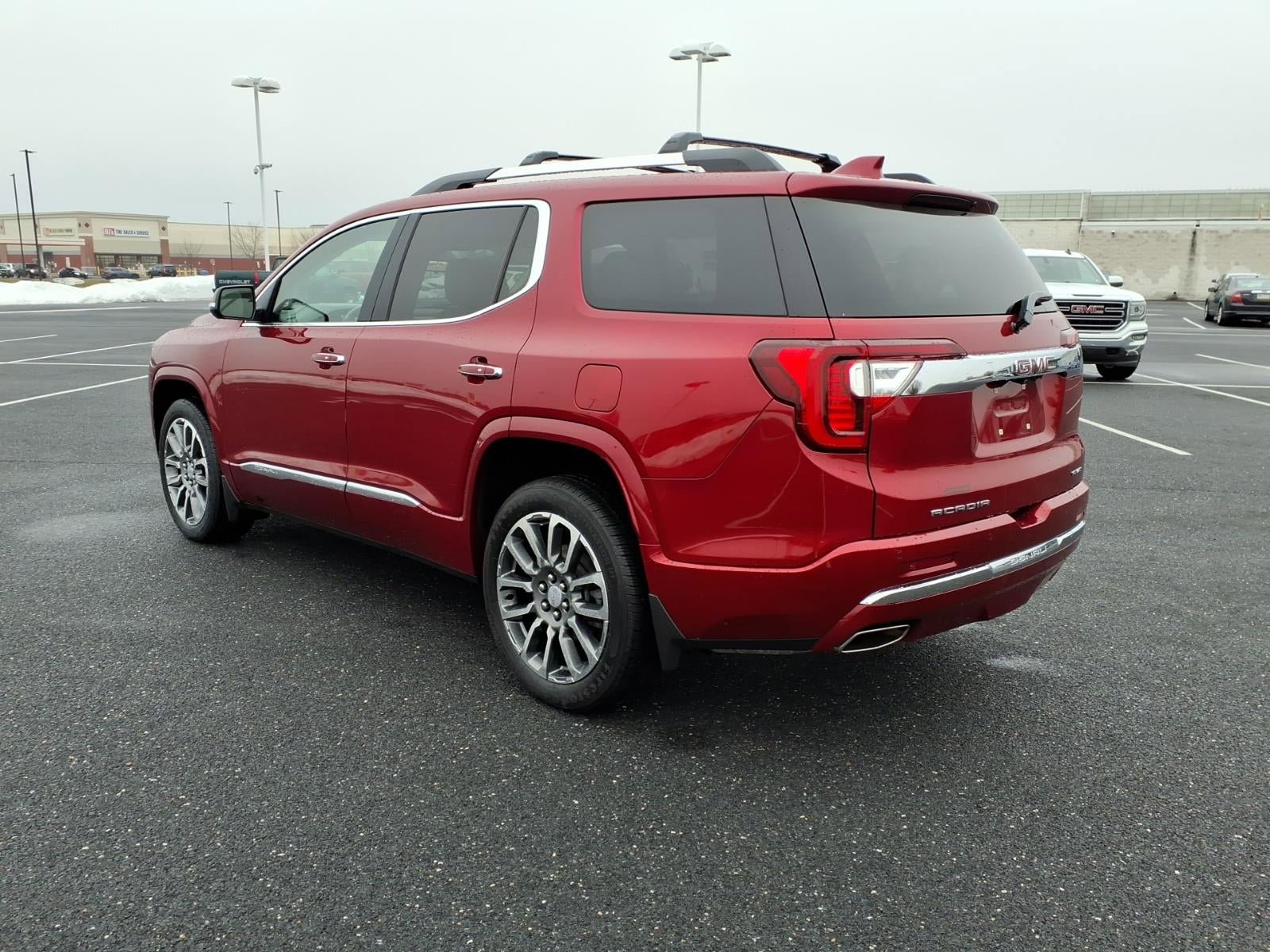 Used 2022 GMC Acadia Denali w/ Denali Ultimate Package AWD/4WD image 6