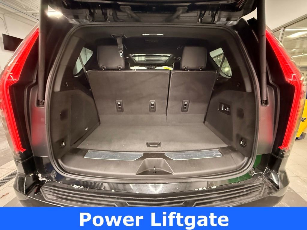 Used 2023 Cadillac Escalade Premium Luxury image 11