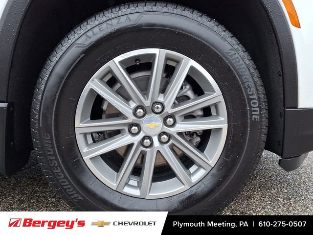Certified 2023 Chevrolet Traverse LT w/ LPO, Floor Liner Package FWD image 10
