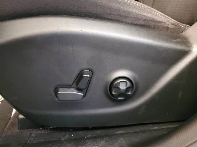 Used 2016 Jeep Cherokee Latitude w/ Safety/Convenience Group image 12