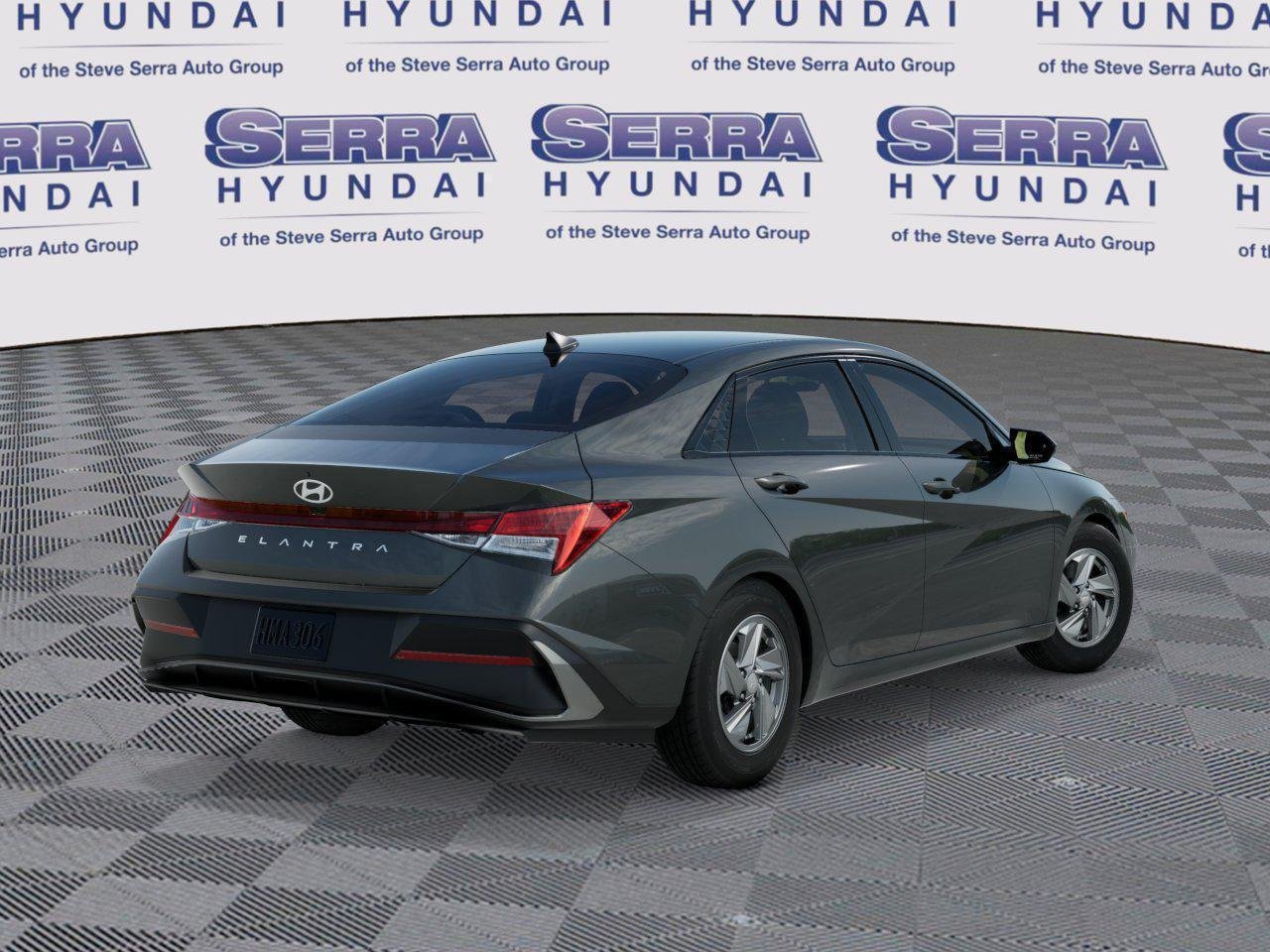 New 2026 Hyundai Elantra SE FWD image 11