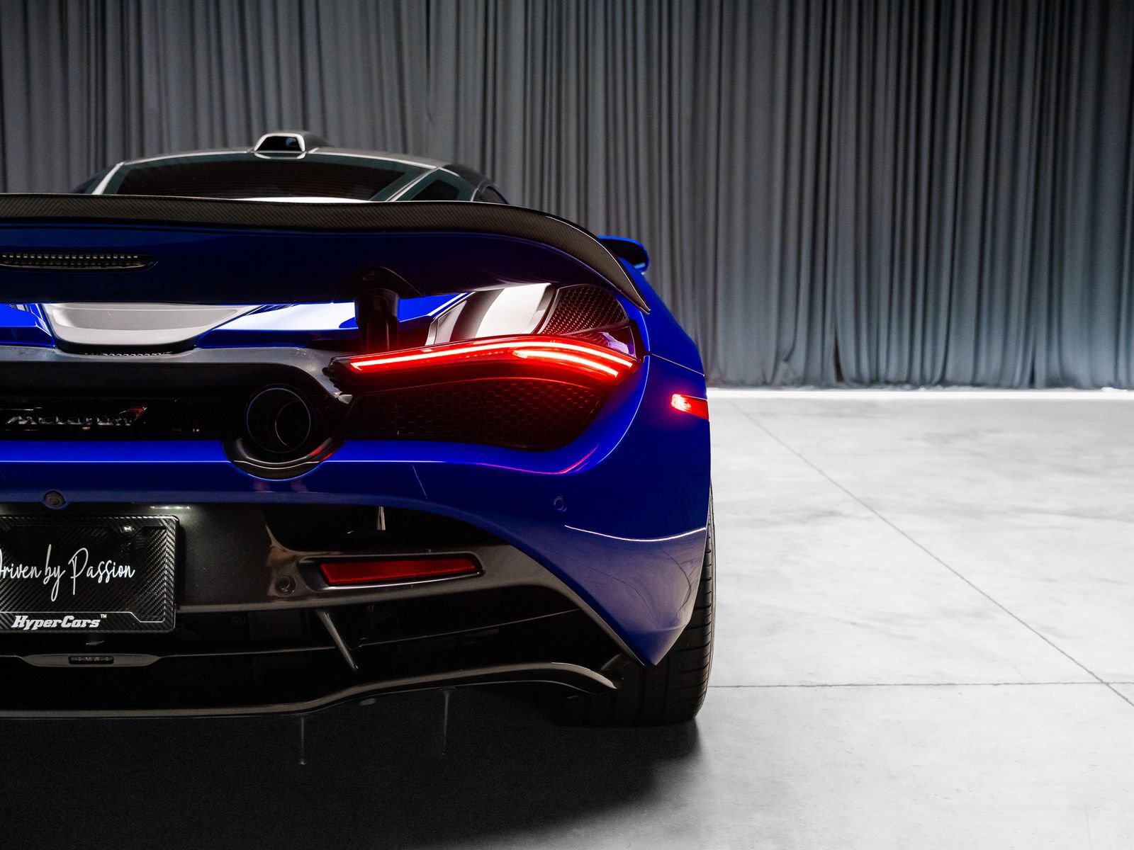 Used 2018 McLaren 720S Luxury RWD image 43