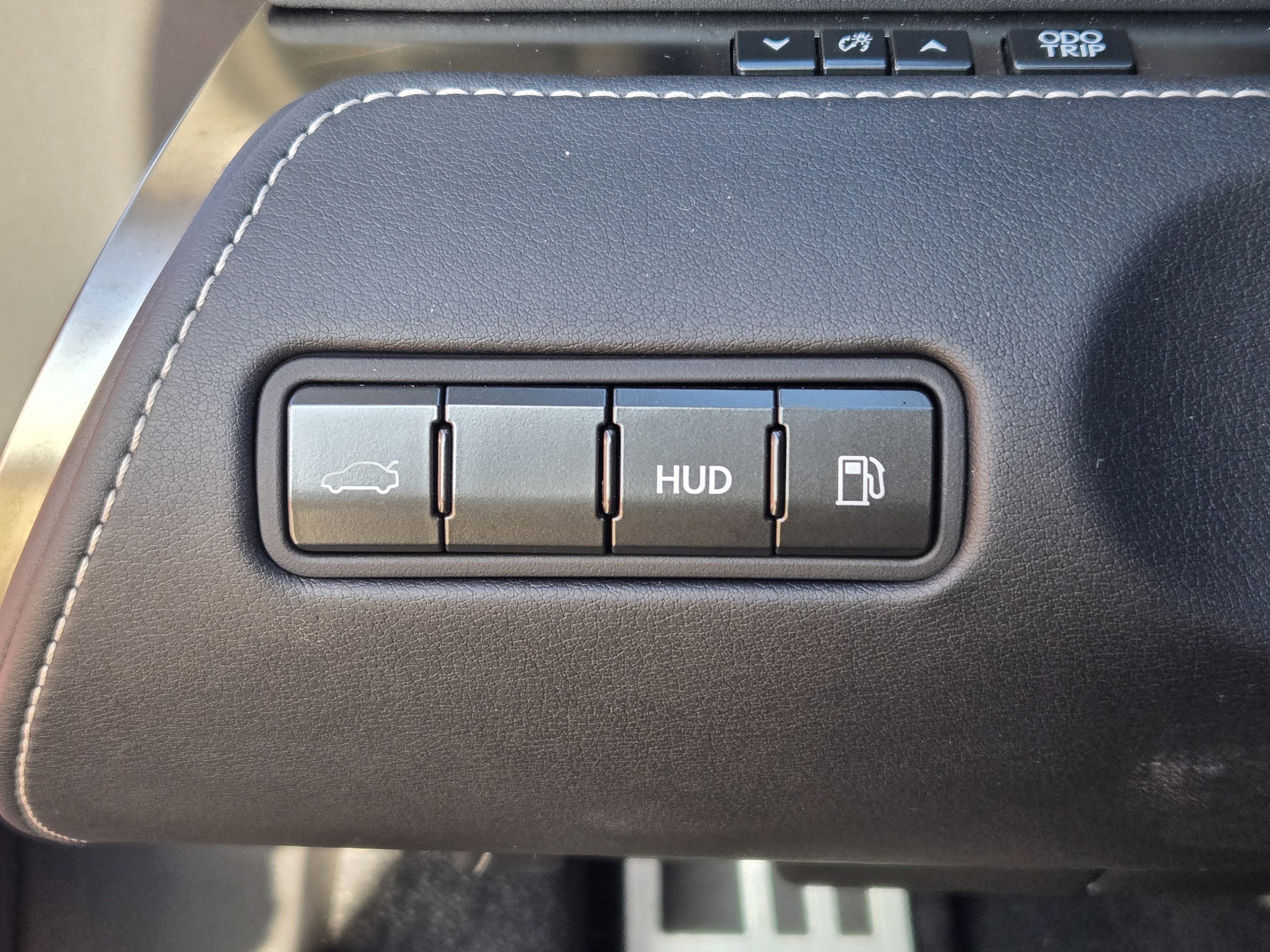 Used 2018 Lexus LC 500 Coupe image 32