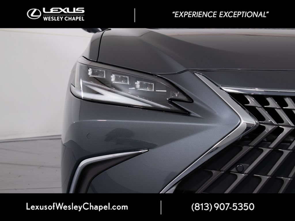 Certified 2022 Lexus ES 300h Ultra Luxury w/ Accessory Package 2 FWD image 10