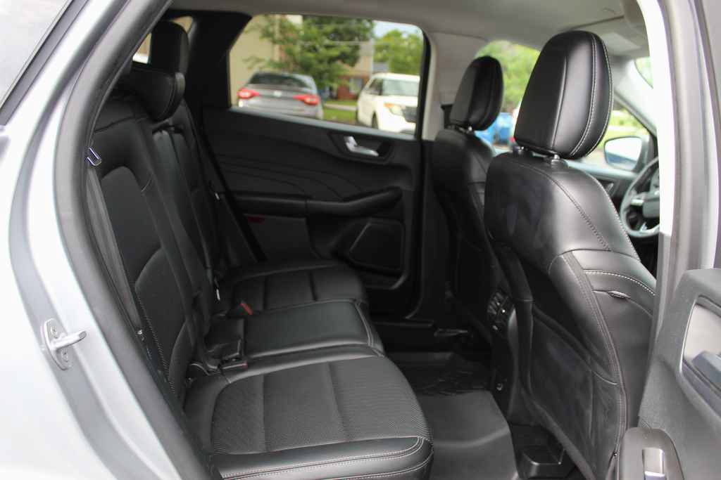 Used 2021 Ford Escape SEL FWD image 28