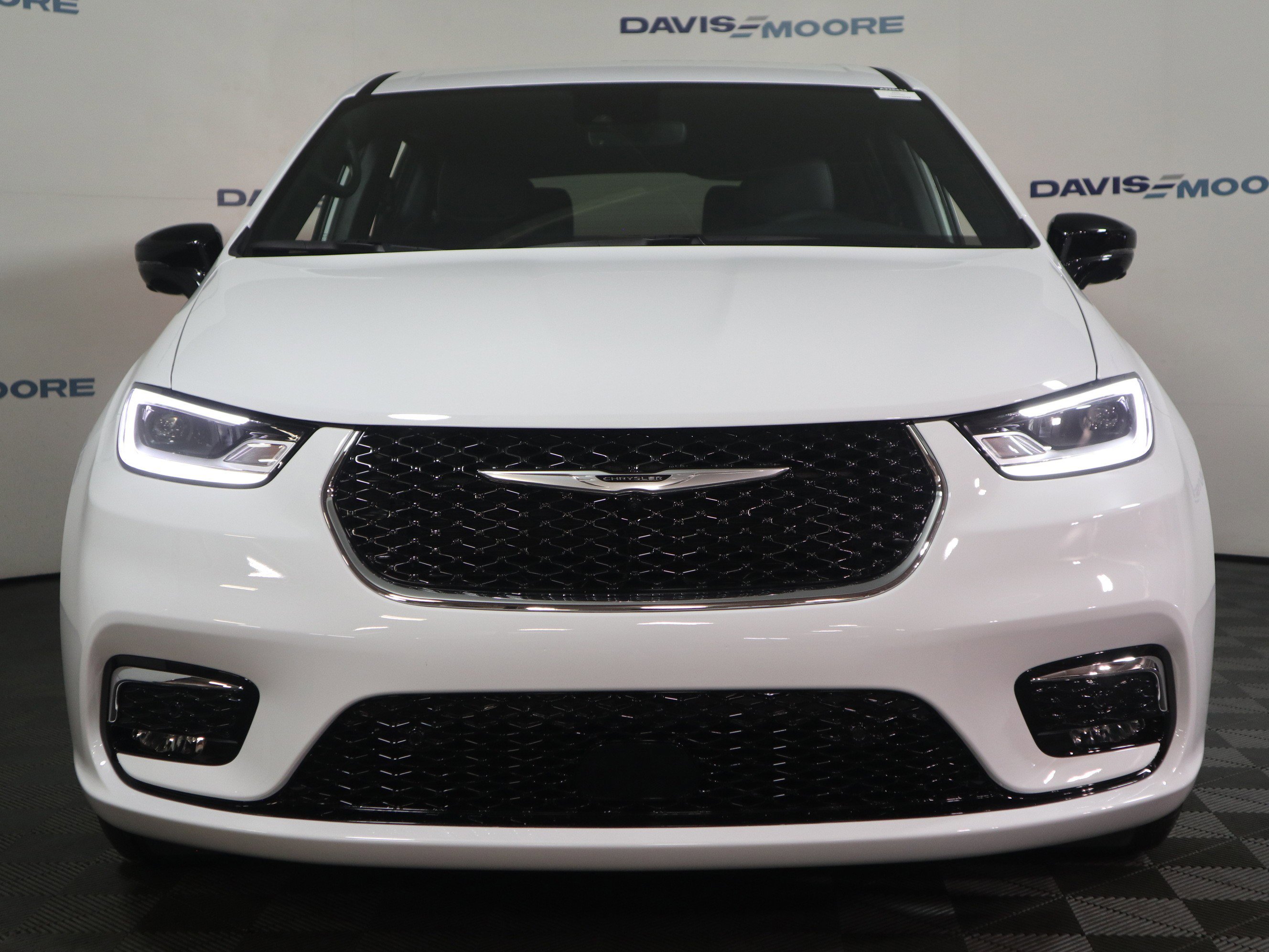 New 2026 Chrysler Pacifica Select image 13