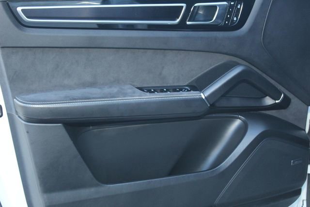 Certified 2023 Porsche Cayenne GTS image 22