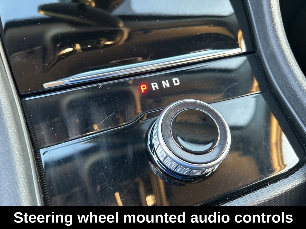 Used 2023 Jeep Grand Cherokee L Laredo image 14