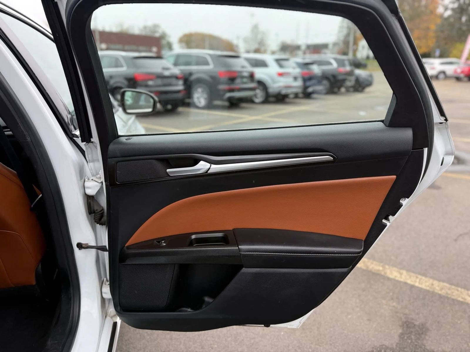 Used 2020 Ford Fusion Titanium image 15