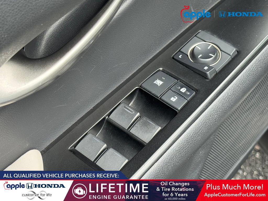 Used 2019 Lexus UX 250h AWD/4WD image 9