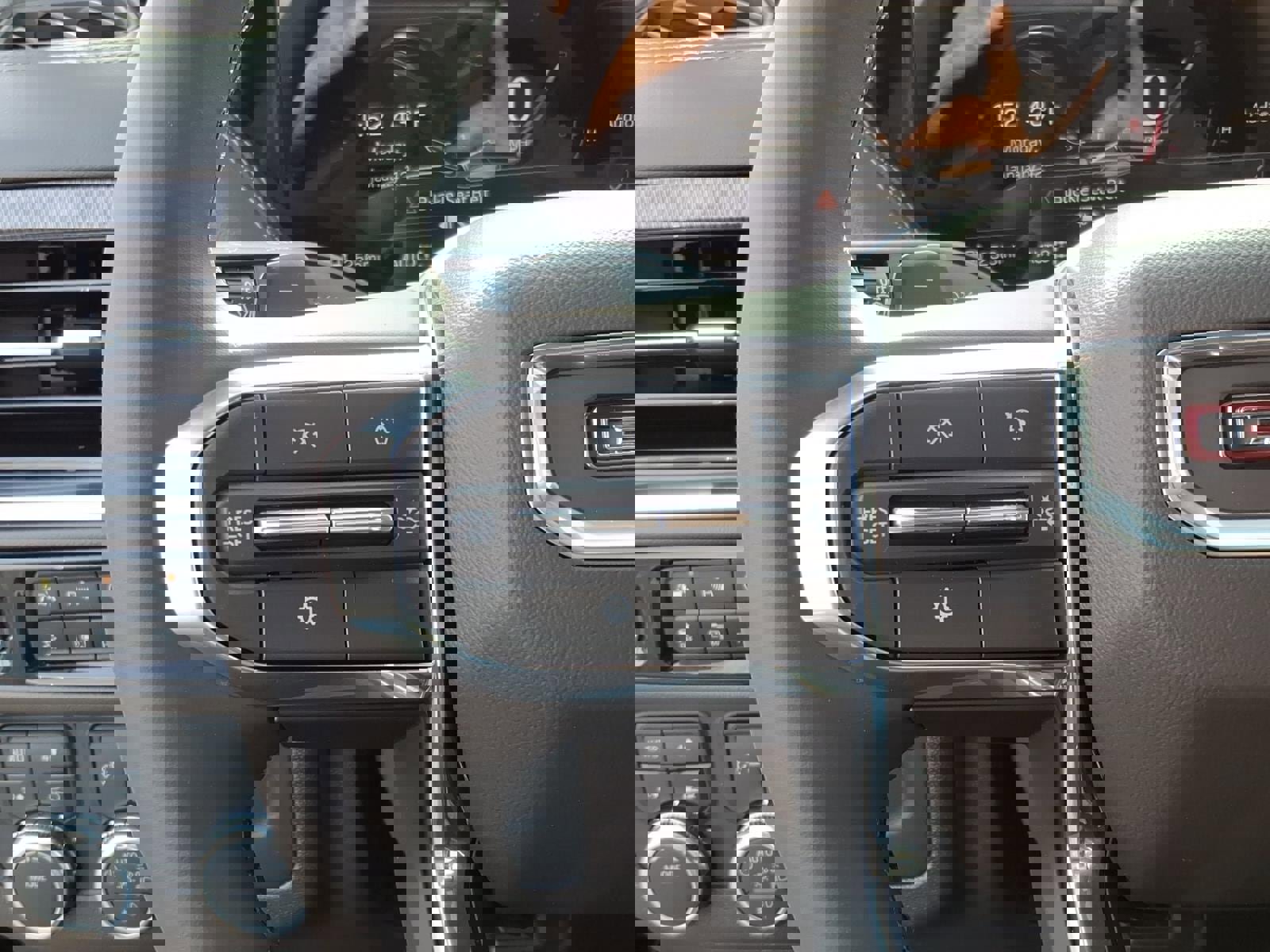 New 2026 GMC Yukon Elevation image 19