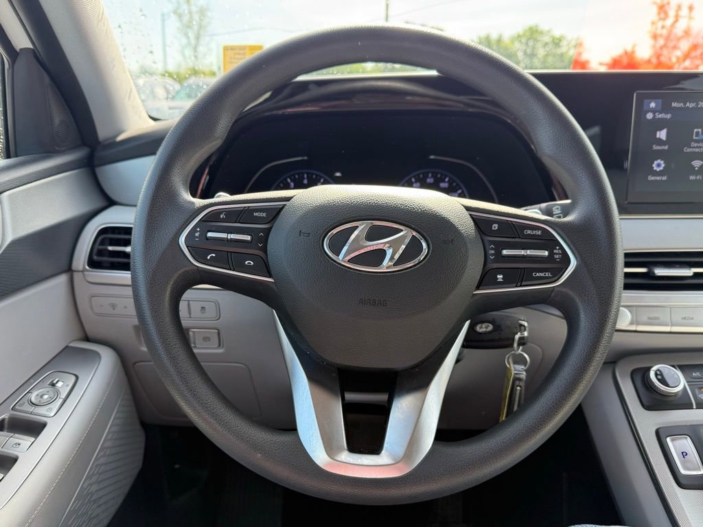 Used 2022 Hyundai Palisade SE image 13