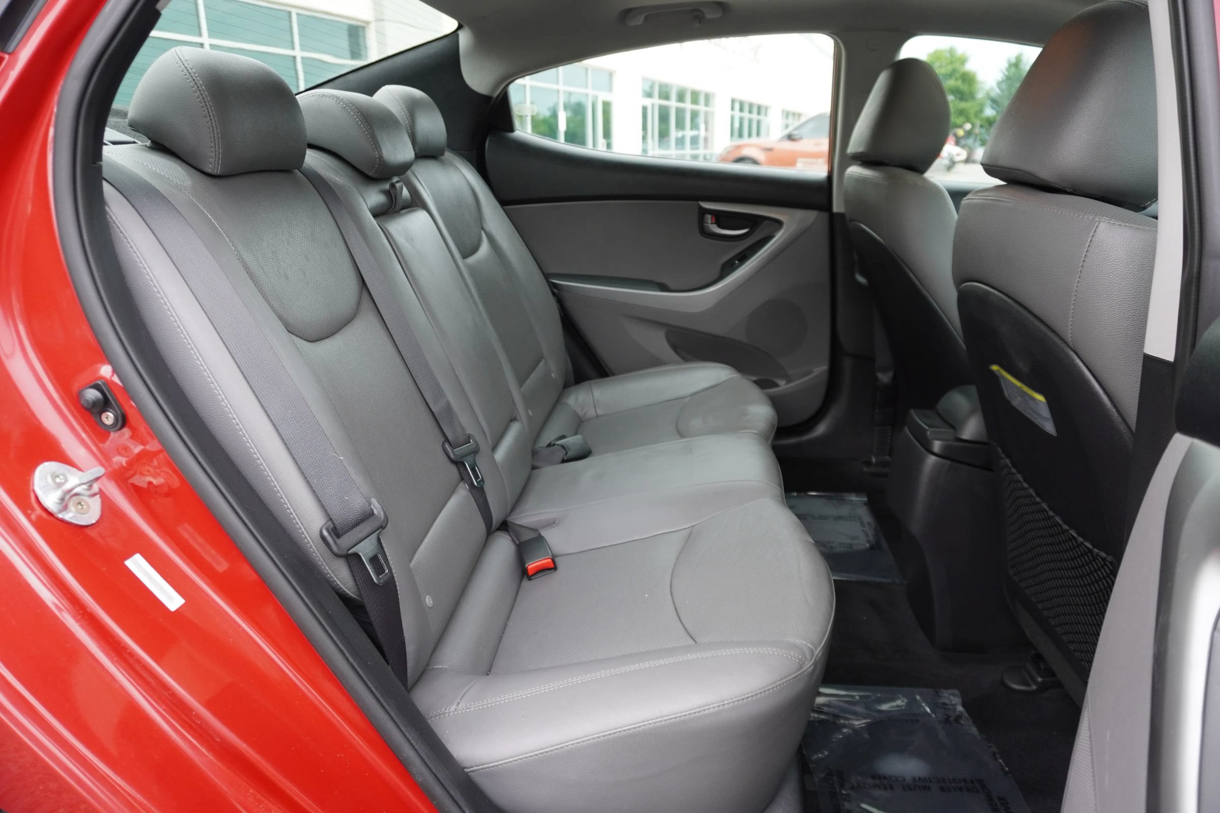 Used 2015 Hyundai Elantra Sport FWD image 11