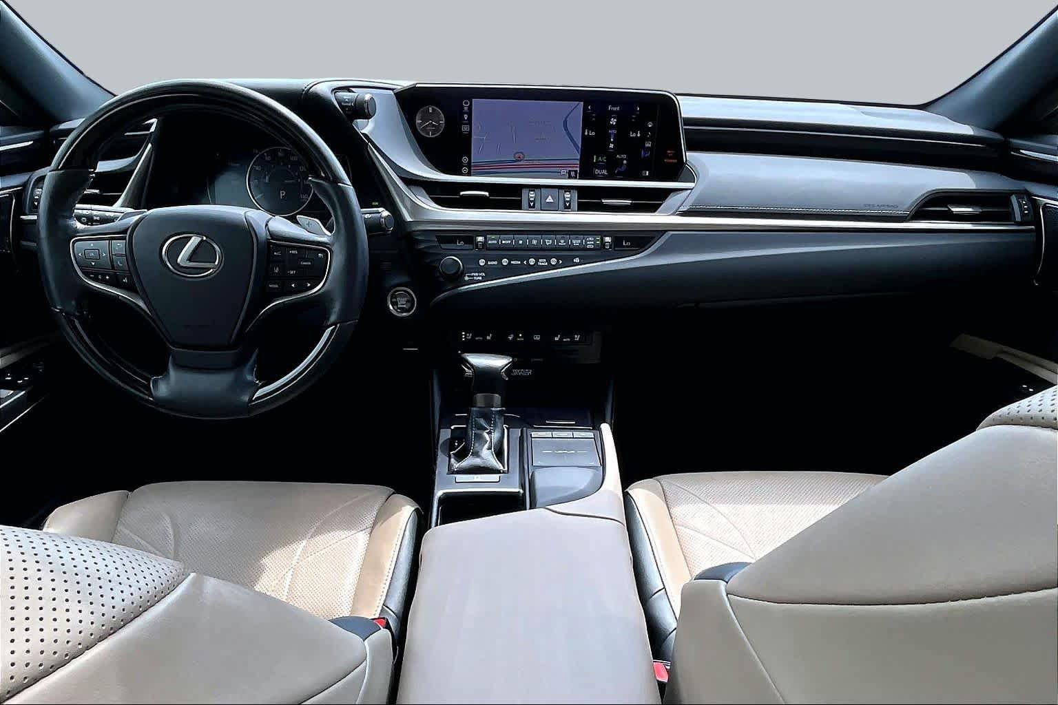 Used 2019 Lexus ES 350 Ultra Luxury w/ Accessory Package 2 FWD image 14