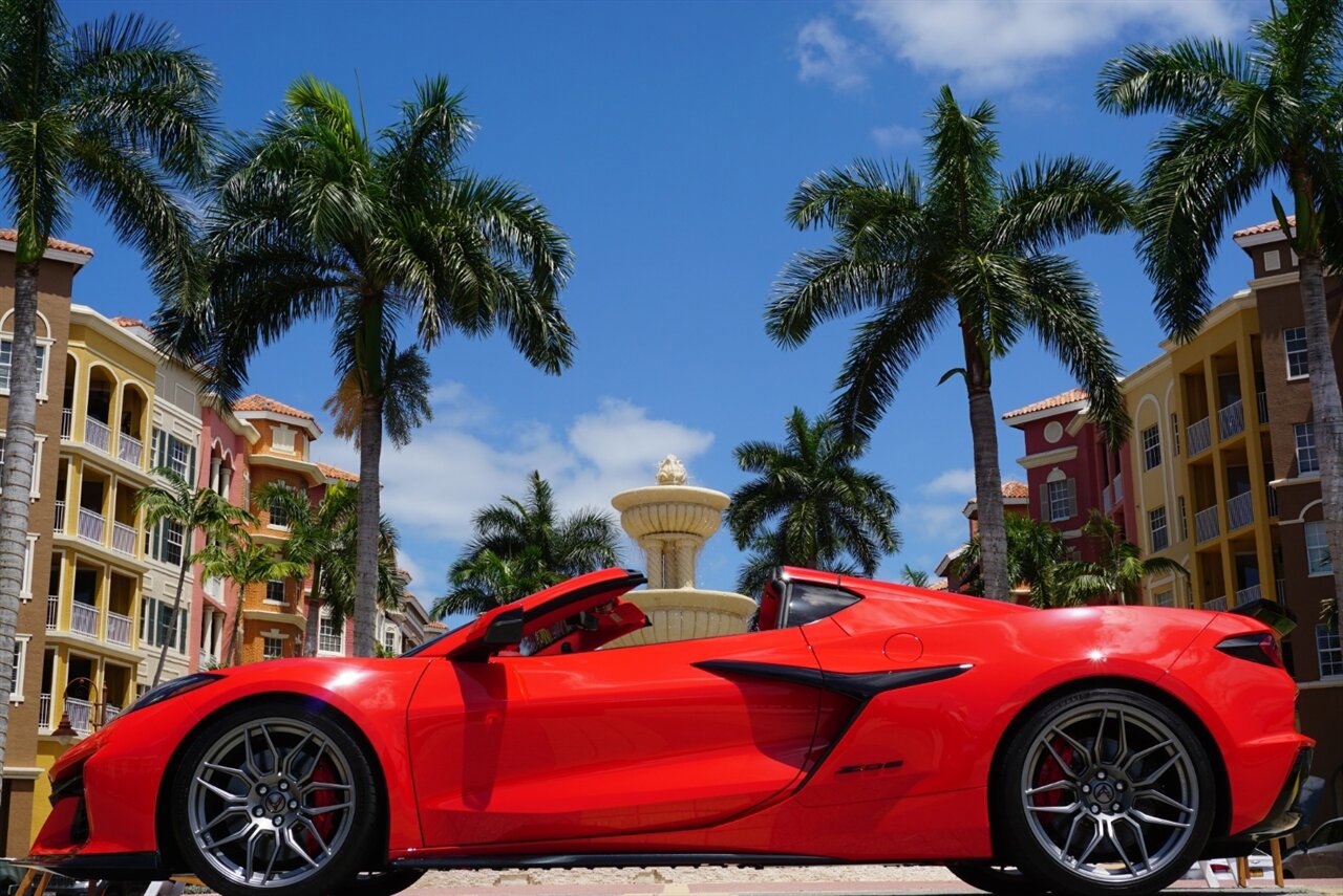 Used 2024 Chevrolet Corvette Z06 w/ Stealth Interior Trim Package image 32